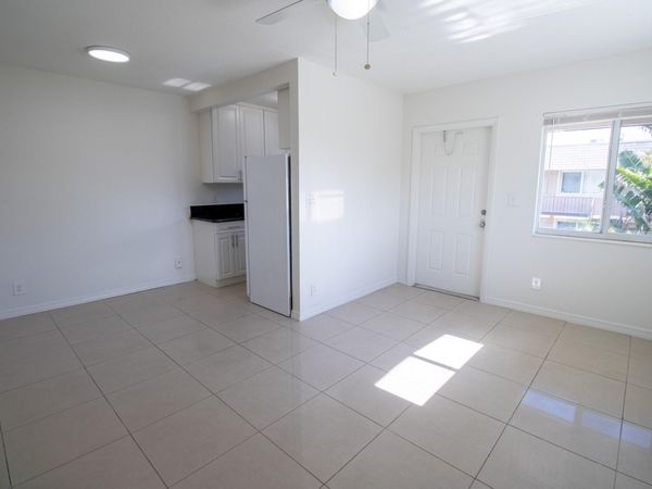 1727 Liberty Street, Unit 12, Hollywood, FL 33020