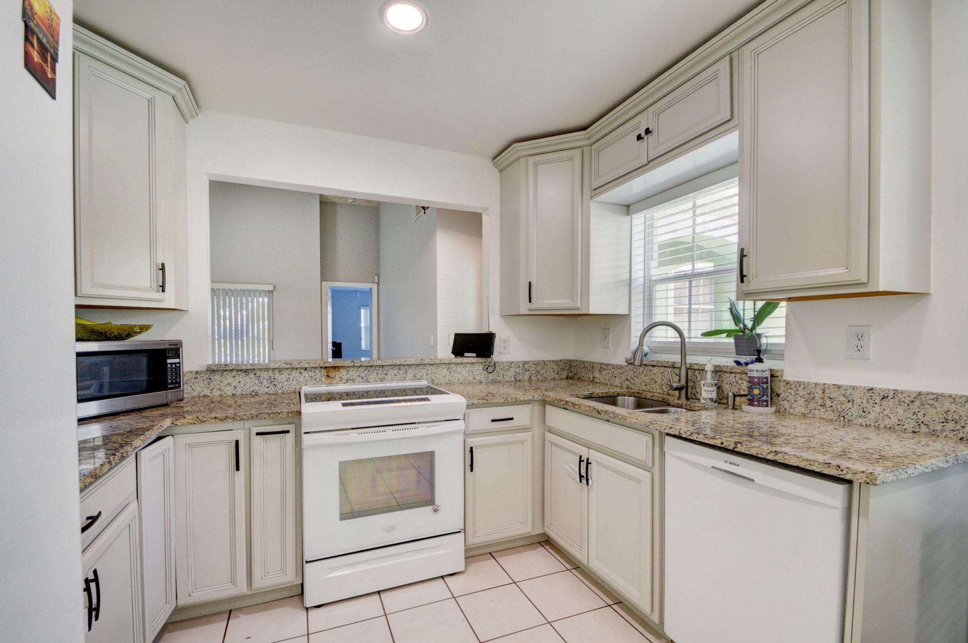 2519 Country Golf Drive, Wellington, FL 33414 Photo