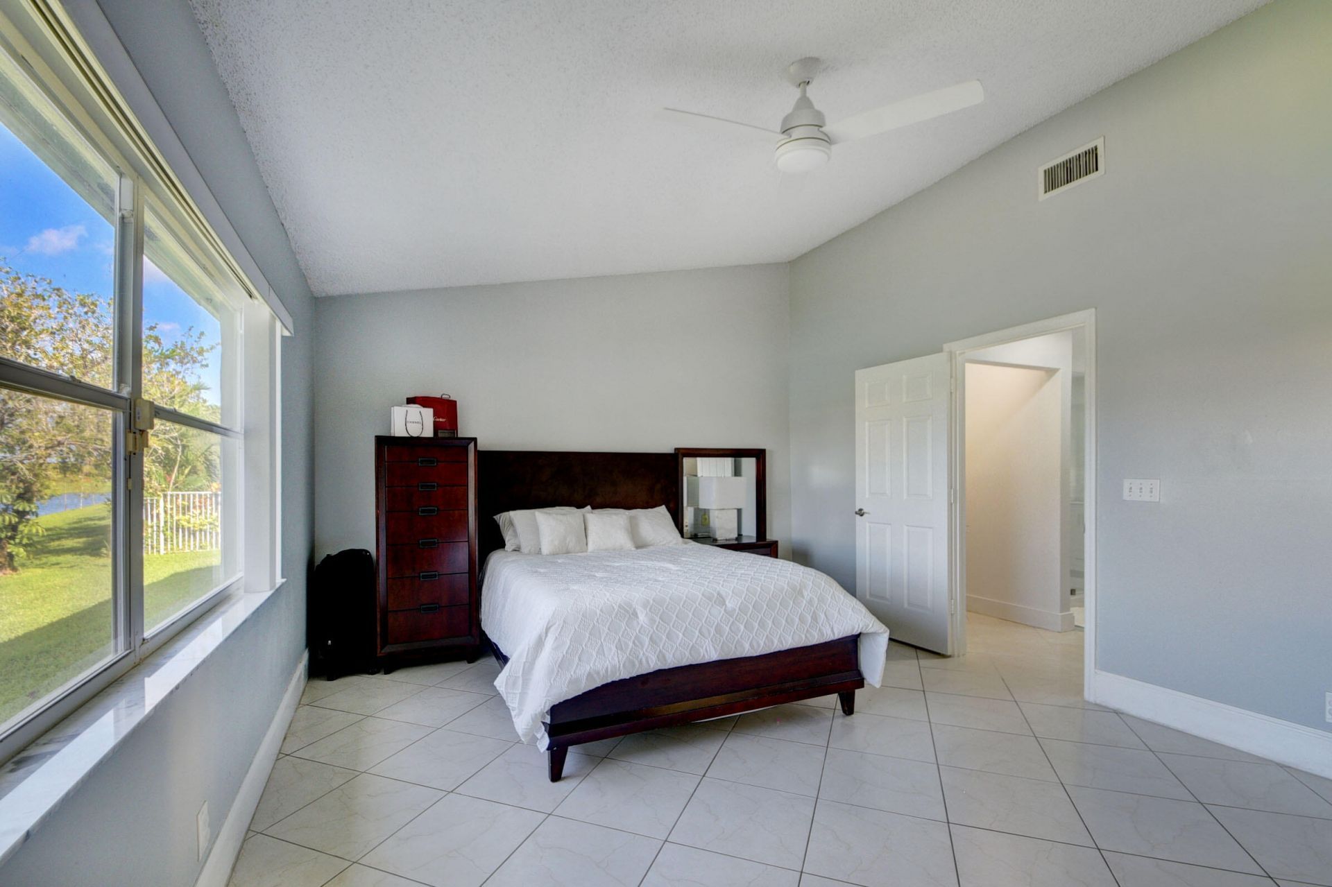 2519 Country Golf Drive, Wellington, FL 33414 Photo
