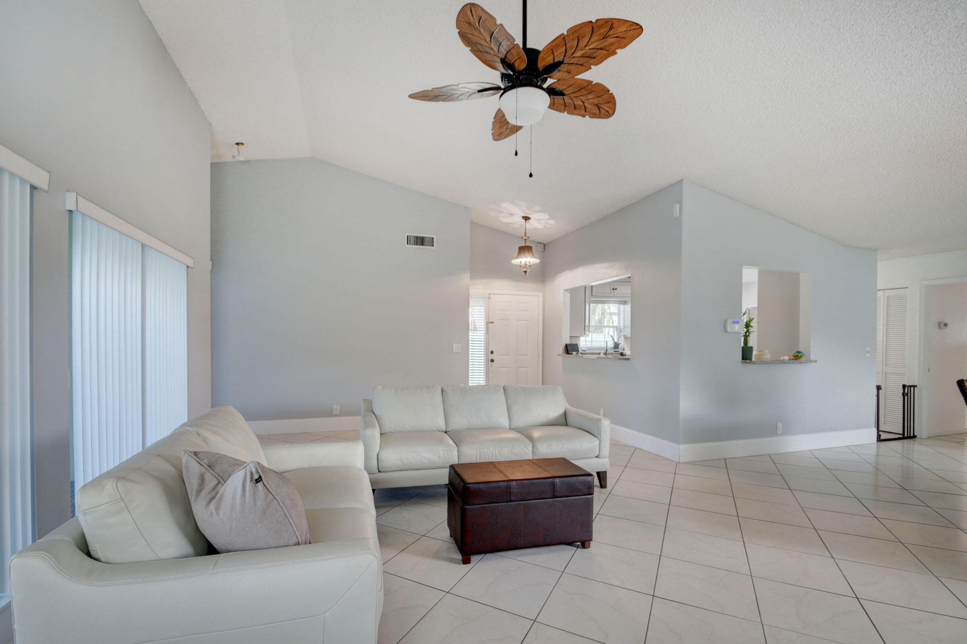 2519 Country Golf Drive, Wellington, FL 33414 Photo