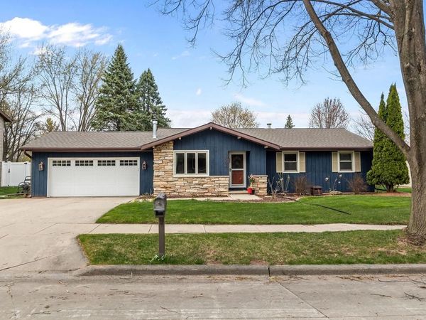 3008 KILLDEER LANE, Appleton, WI 54915