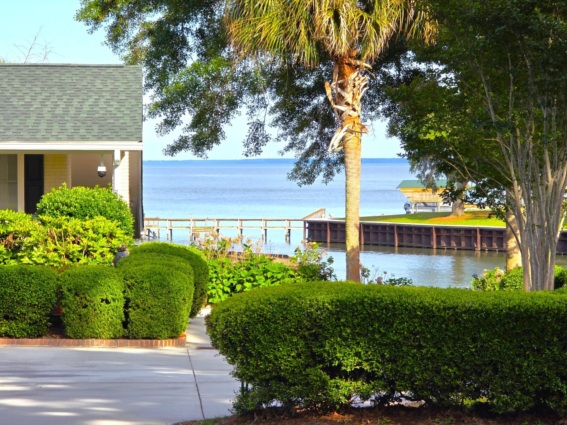 424 Santee Drive Photo 4
