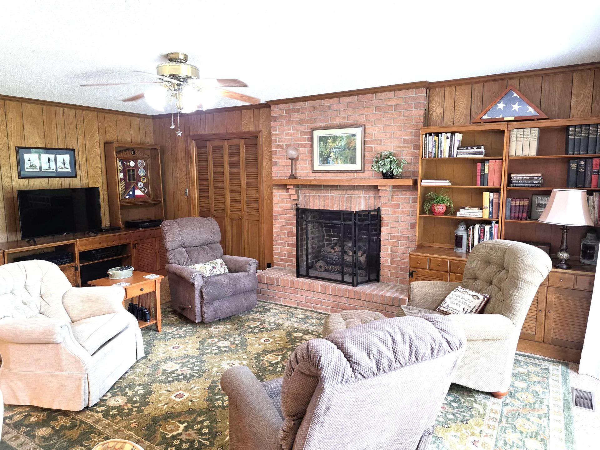 424 Santee Drive Photo 5