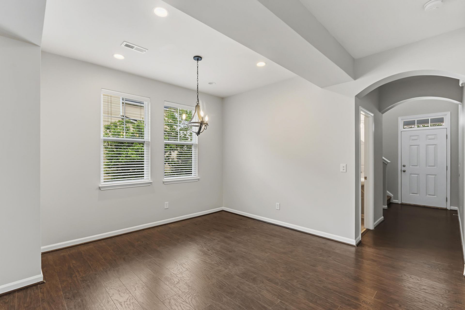 365 Sanctuary Park Drive Photo 11