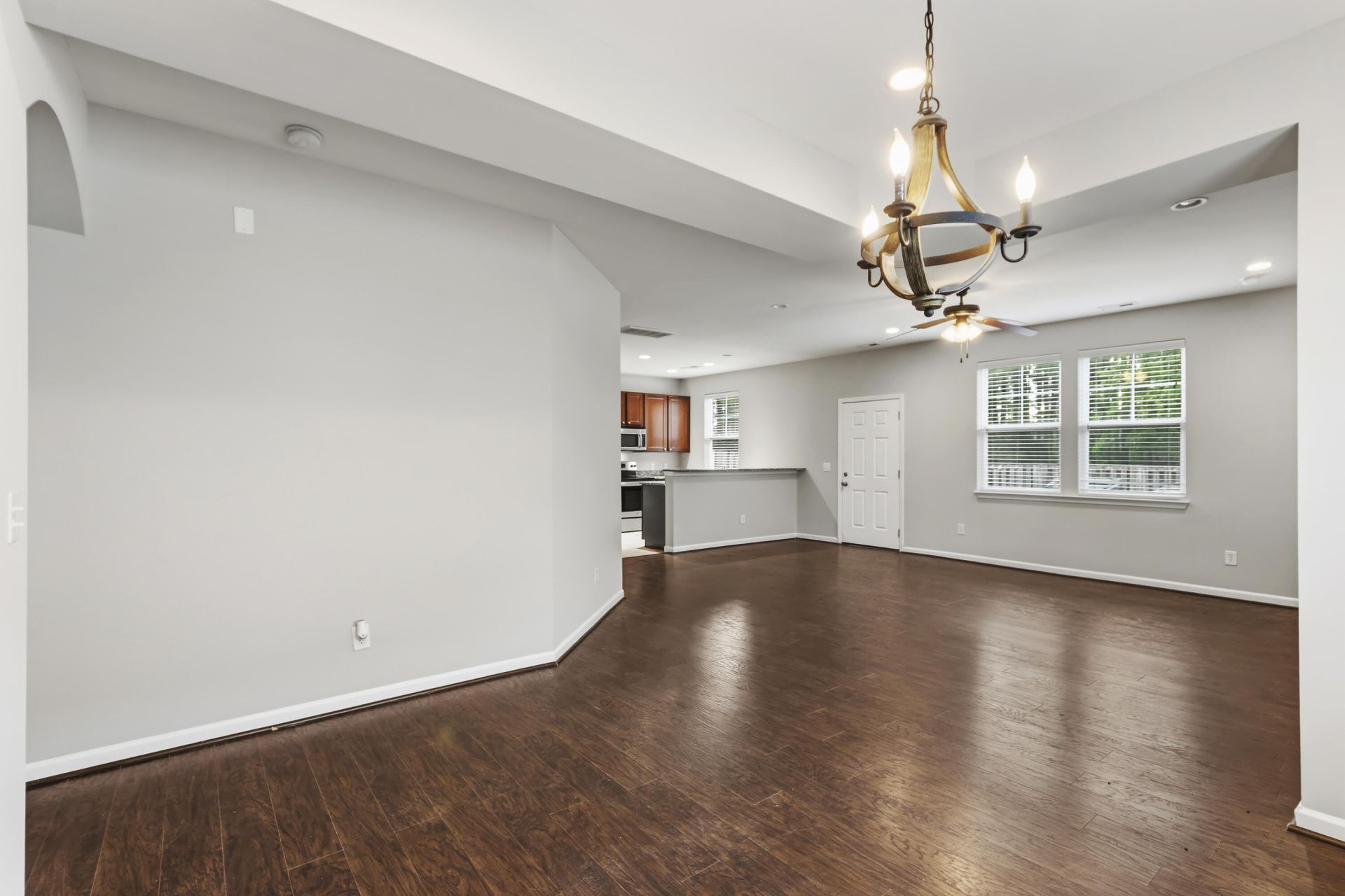 365 Sanctuary Park Drive Photo 12