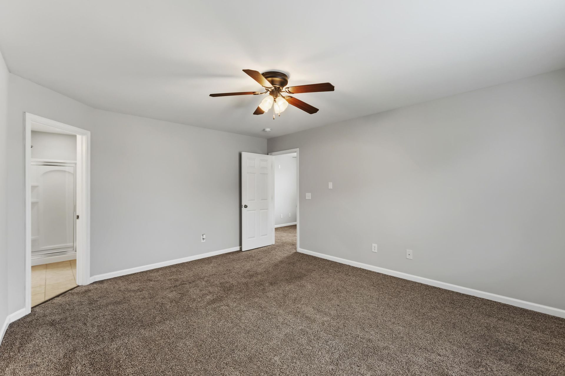 365 Sanctuary Park Drive Photo 15