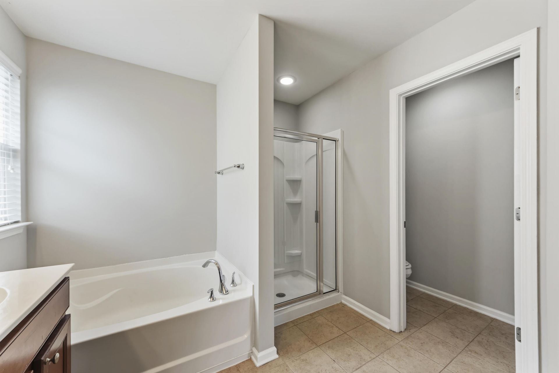 365 Sanctuary Park Drive Photo 17