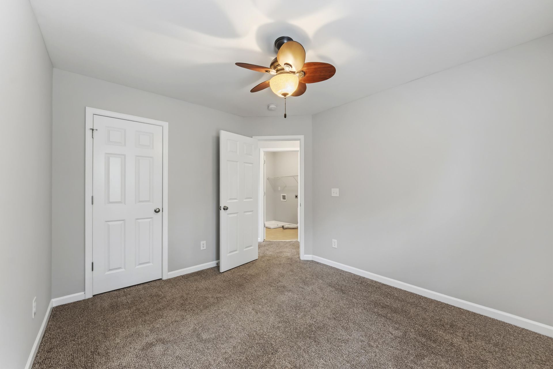 365 Sanctuary Park Drive Photo 19