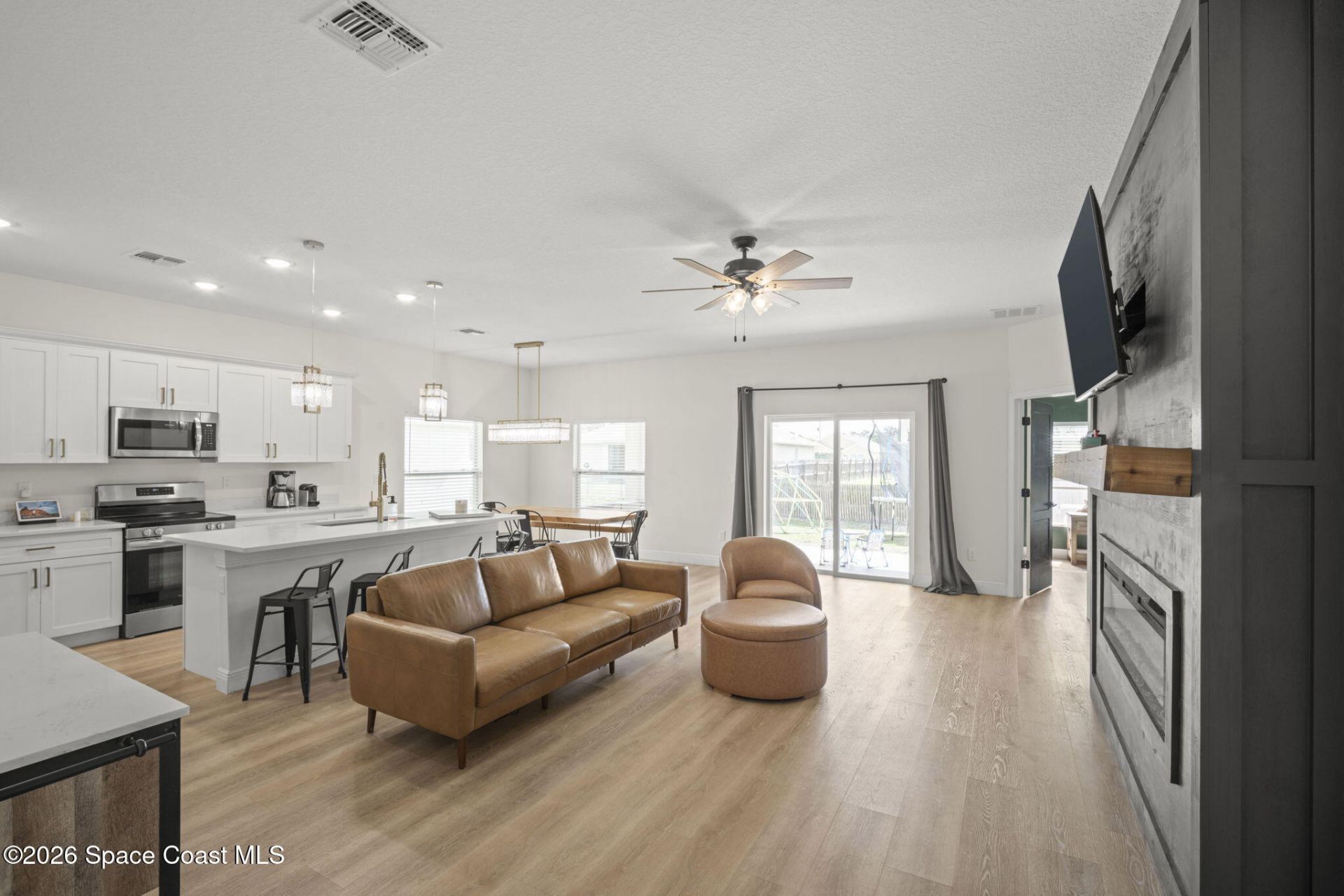 8336 100th Avenue , Vero Beach, FL 32967 Photo