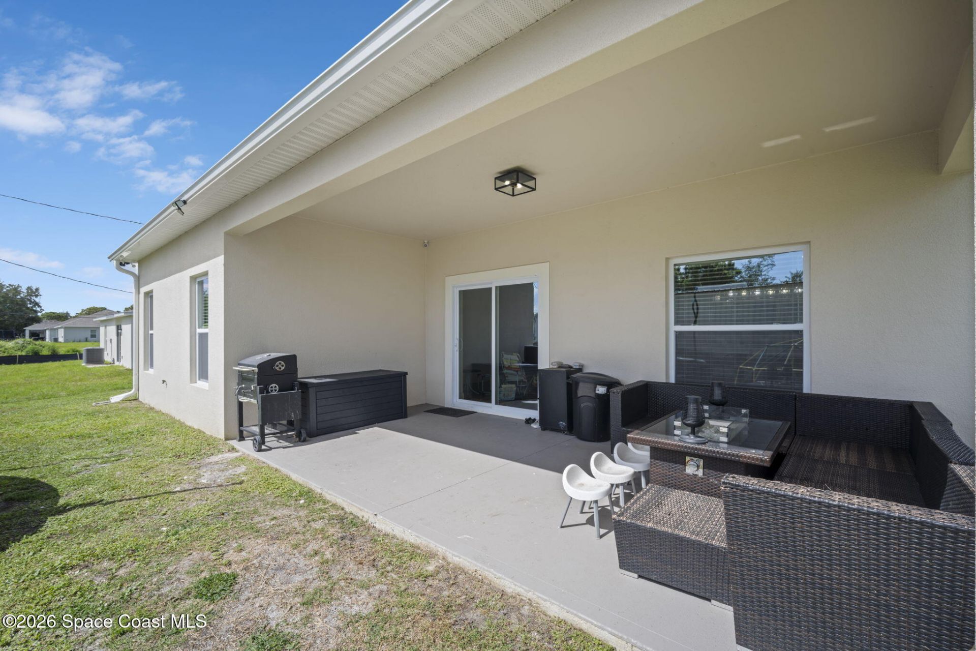 8336 100th Avenue , Vero Beach, FL 32967 Photo