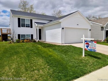 2869 W Sycamore River Drive, Handy Twp, MI 48836