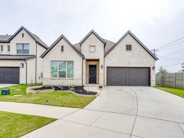 1704 Friendship Lane, Argyle, TX 76226