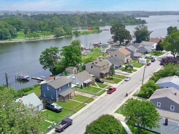 7717 FAIRGREEN ROAD, DUNDALK, MD 21222