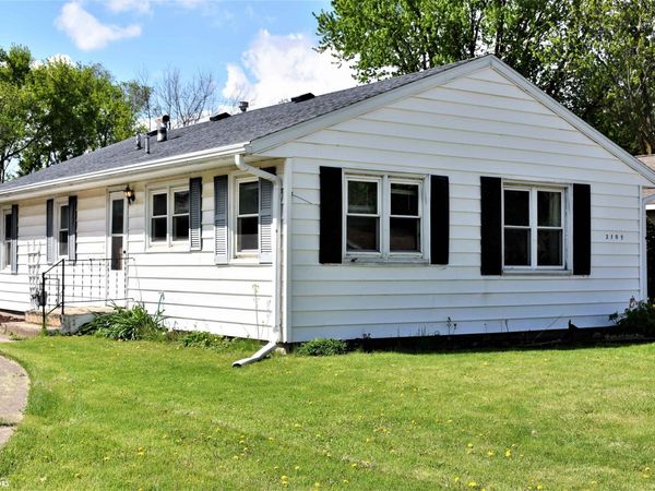 2109 Ellis Avenue, Iowa Falls, IA 50126