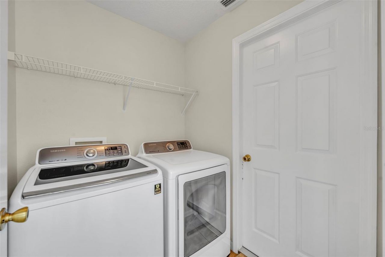 21630 Regency Park Ln, Leesburg, FL 34748 Photo