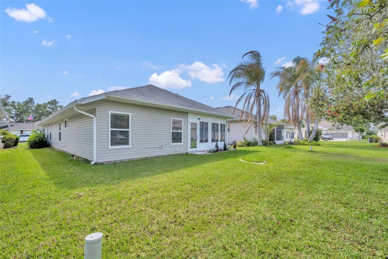 21630 Regency Park Ln, Leesburg, FL 34748 Photo