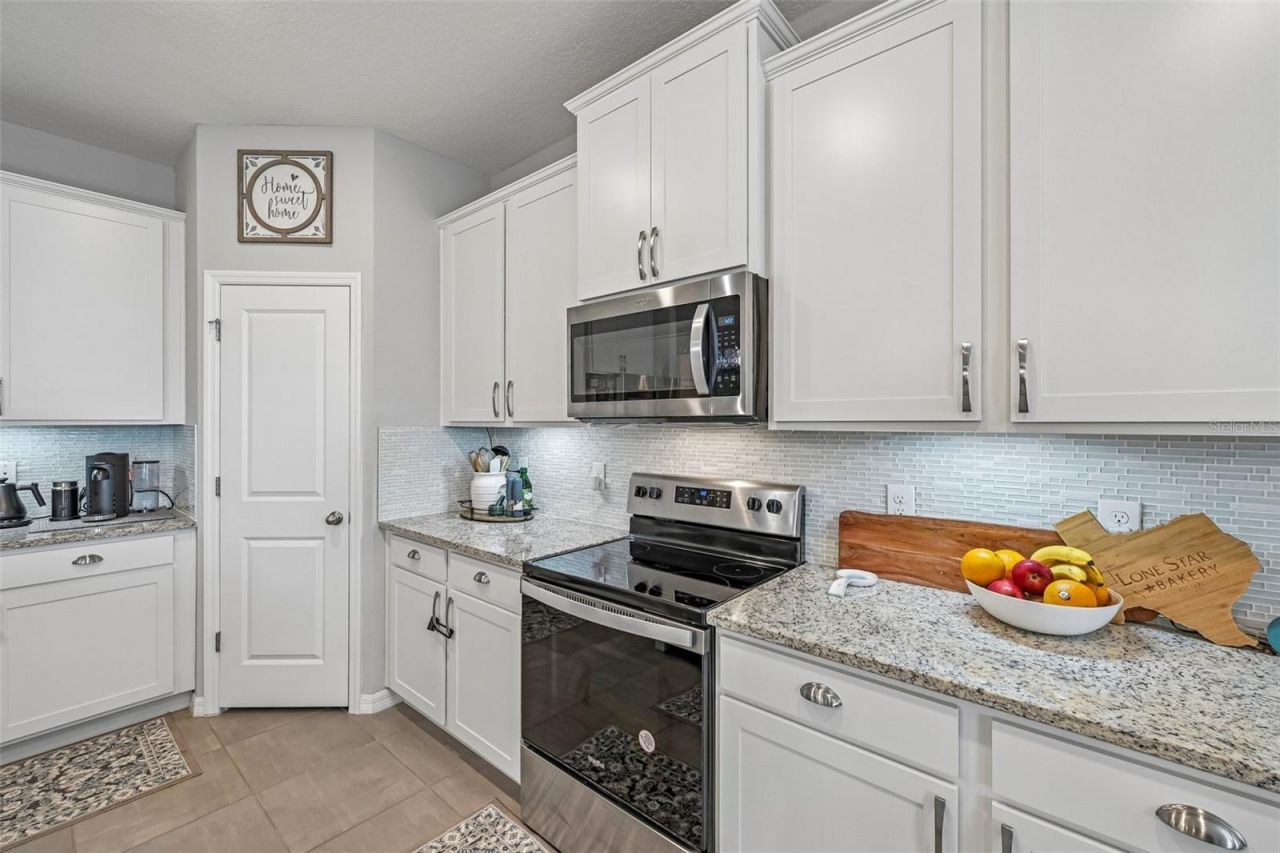5716 Flagstone Trail, Palmetto, FL 34221 Photo