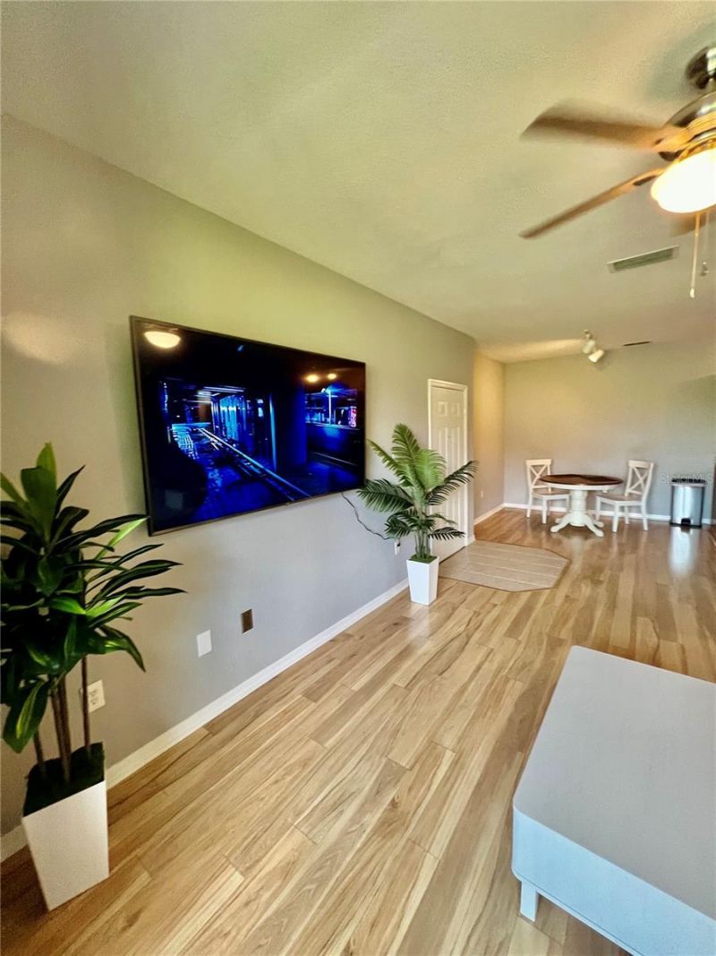 8377 38th Street Circle E, Unit 106, Sarasota, FL 34243 Photo
