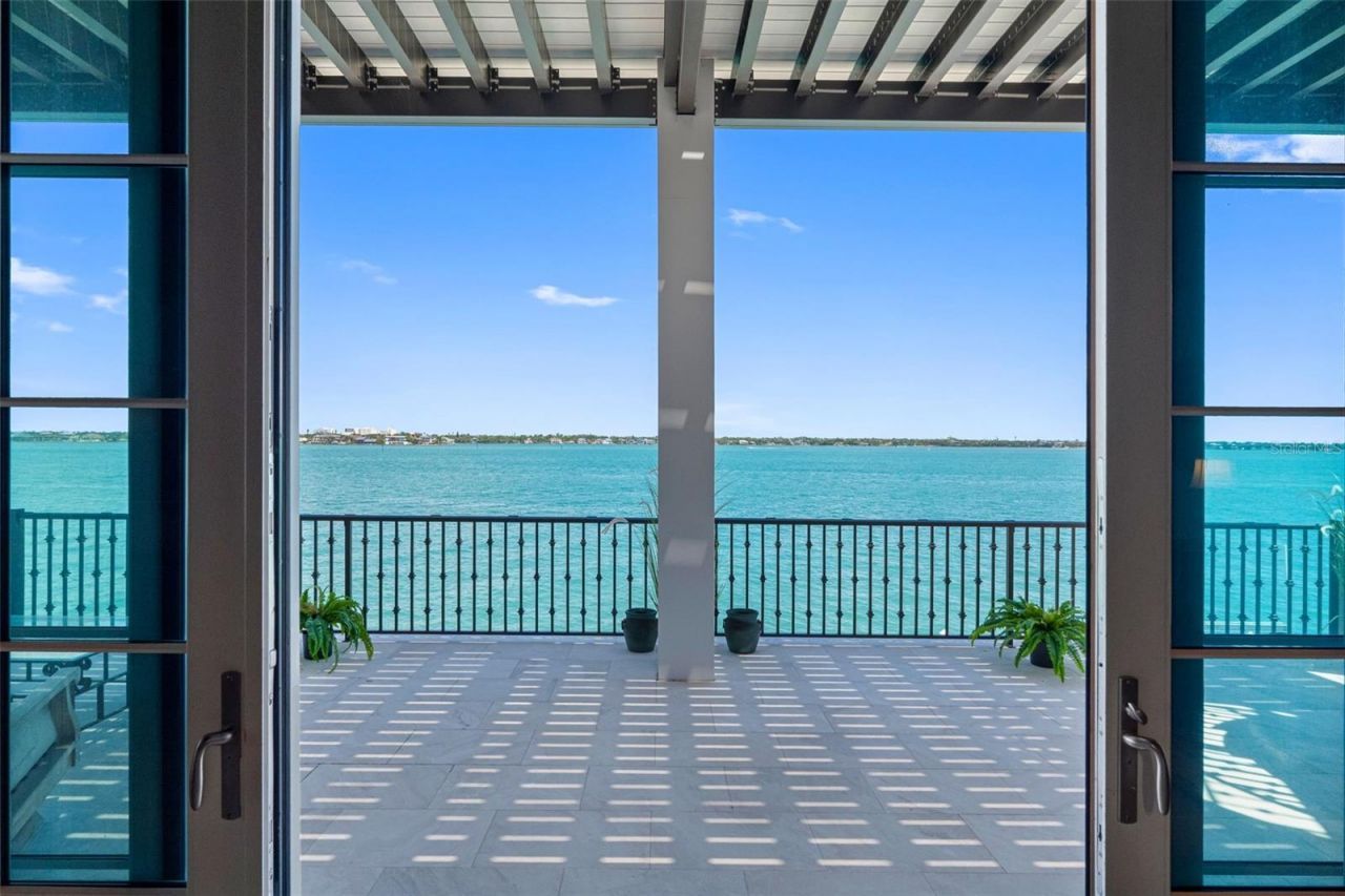 487 Meadow Lark Dr, Sarasota, FL 34236 Photo