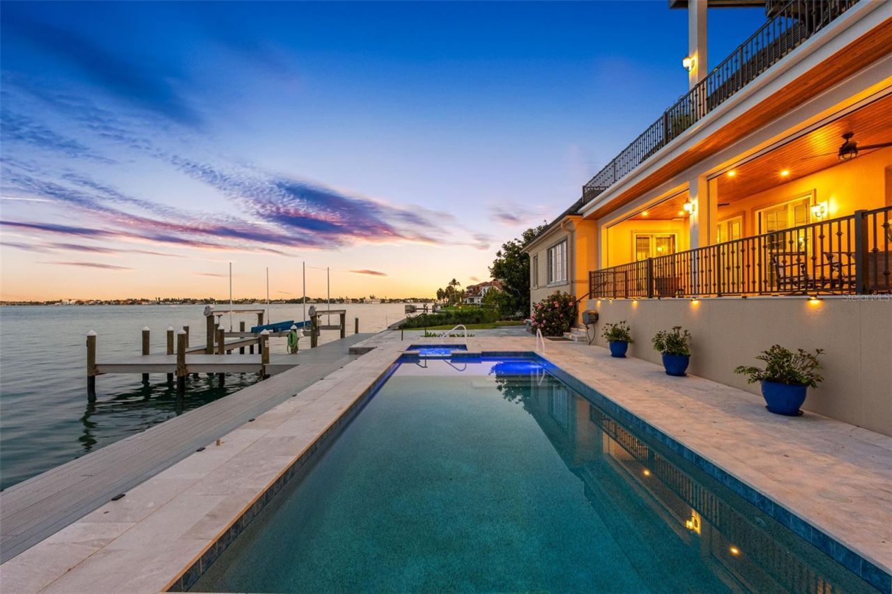 487 Meadow Lark Dr, Sarasota, FL 34236 Photo