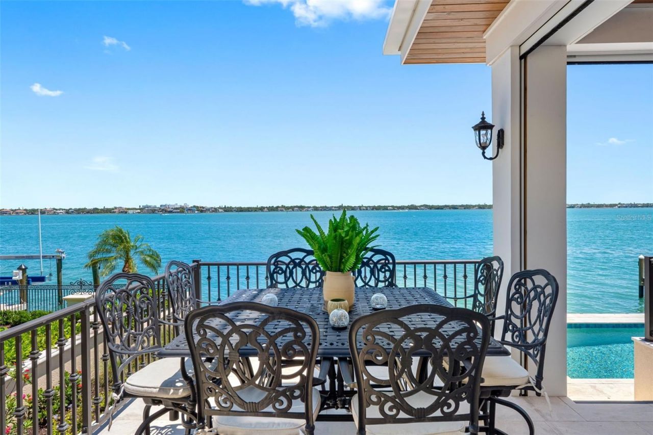 487 Meadow Lark Dr, Sarasota, FL 34236 Photo