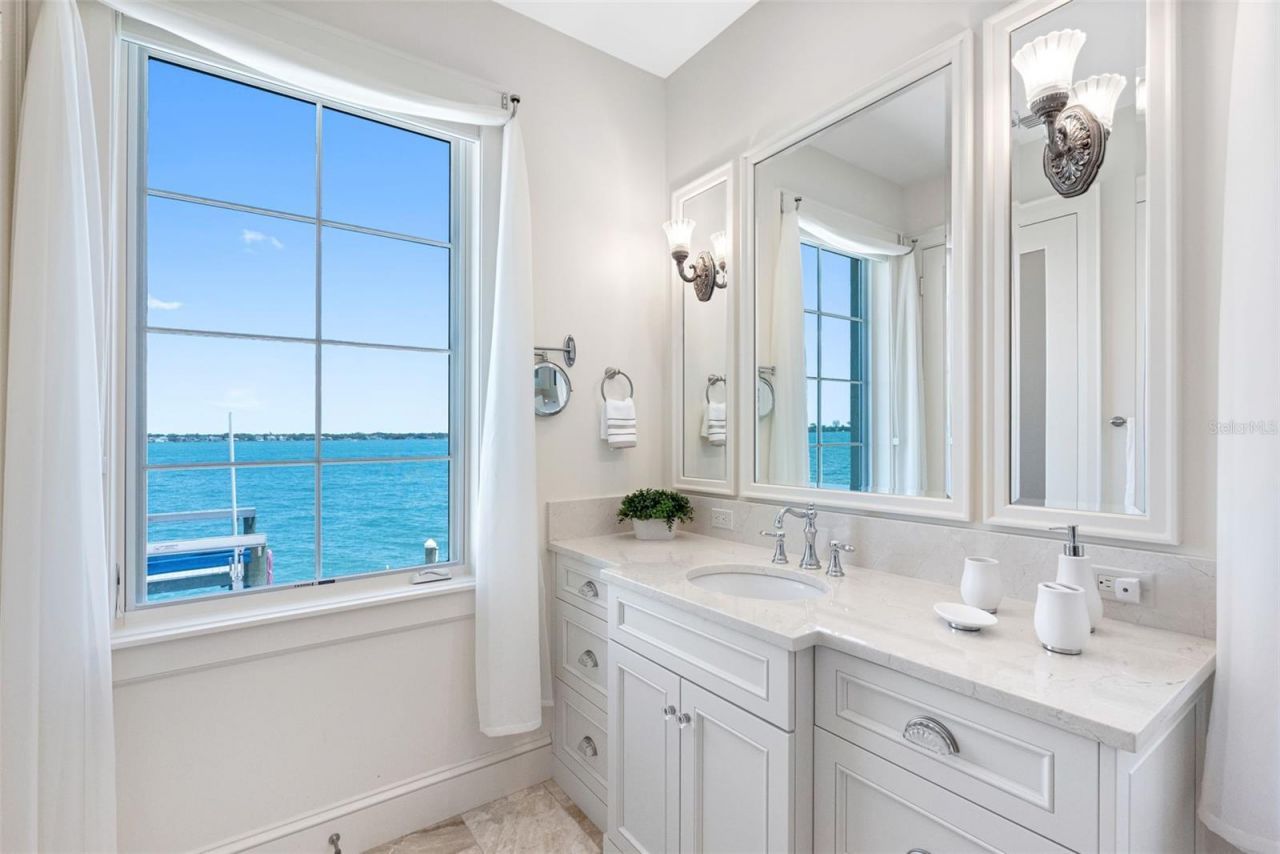 487 Meadow Lark Dr, Sarasota, FL 34236 Photo