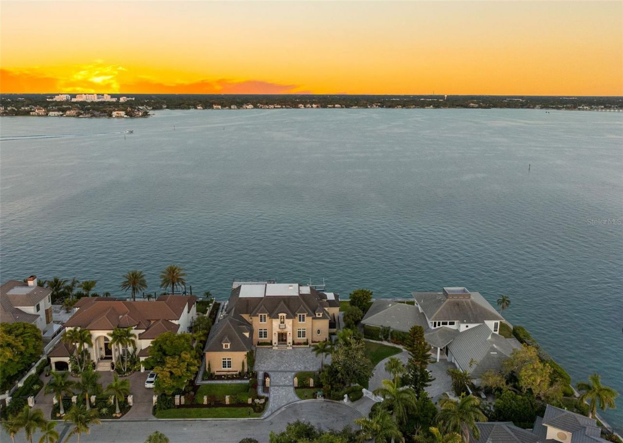 487 Meadow Lark Dr, Sarasota, FL 34236 Photo