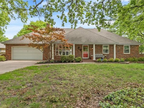 513 NE Balboa Street, Lee's Summit, MO 64063