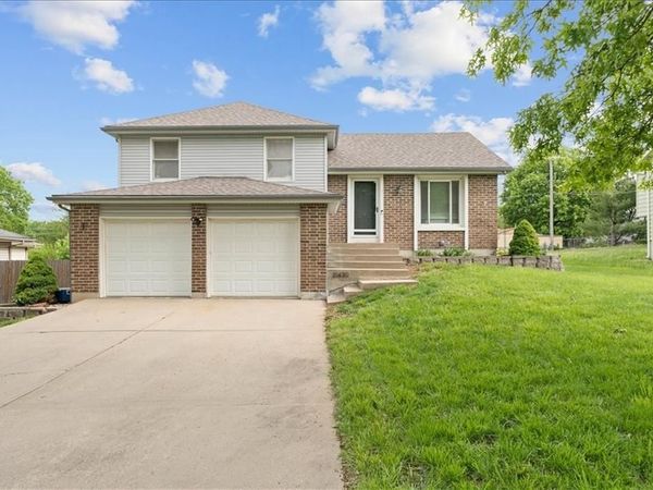 21430 W 181st Terrace, Olathe, KS 66062