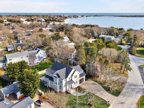 88 Pine Cone Dr, Yarmouth, MA 02673