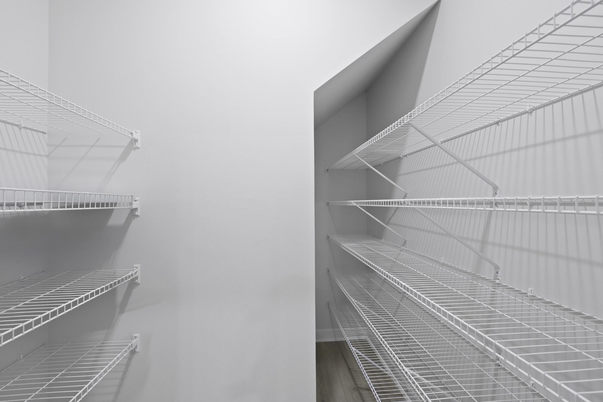 1043 Boyington Photo 10