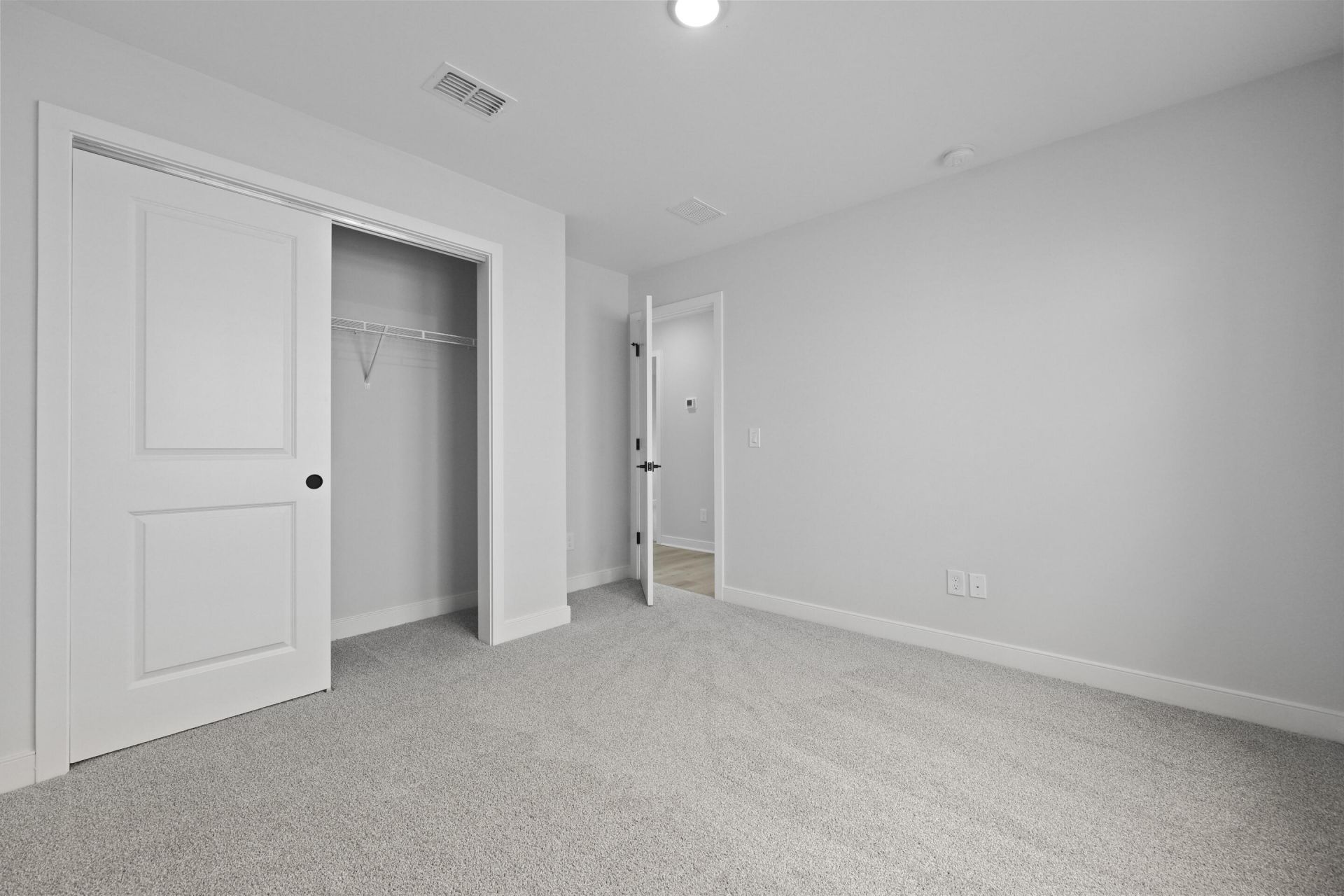 1043 Boyington Photo 24