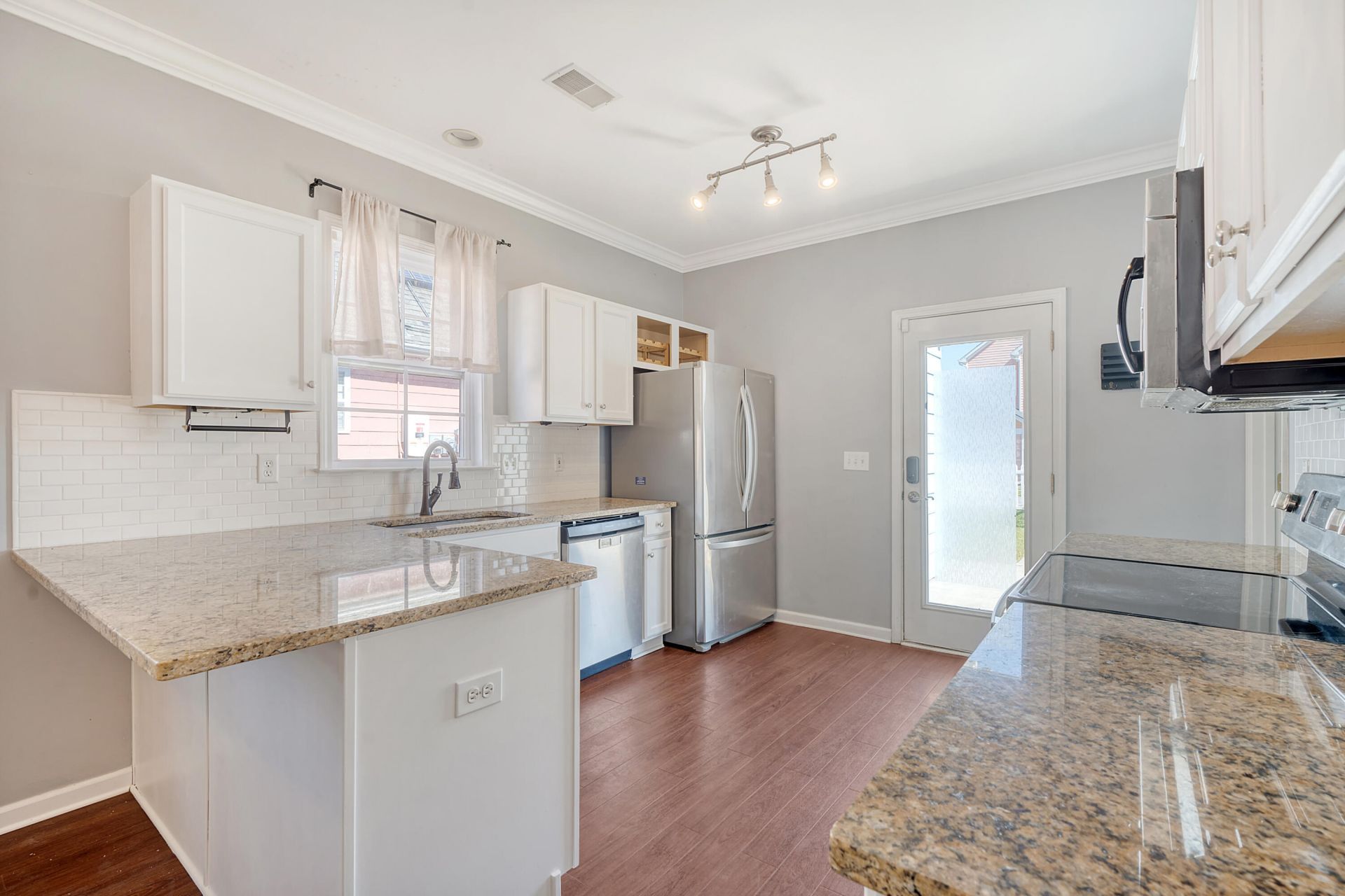 307 Pimpernel Street Photo 11