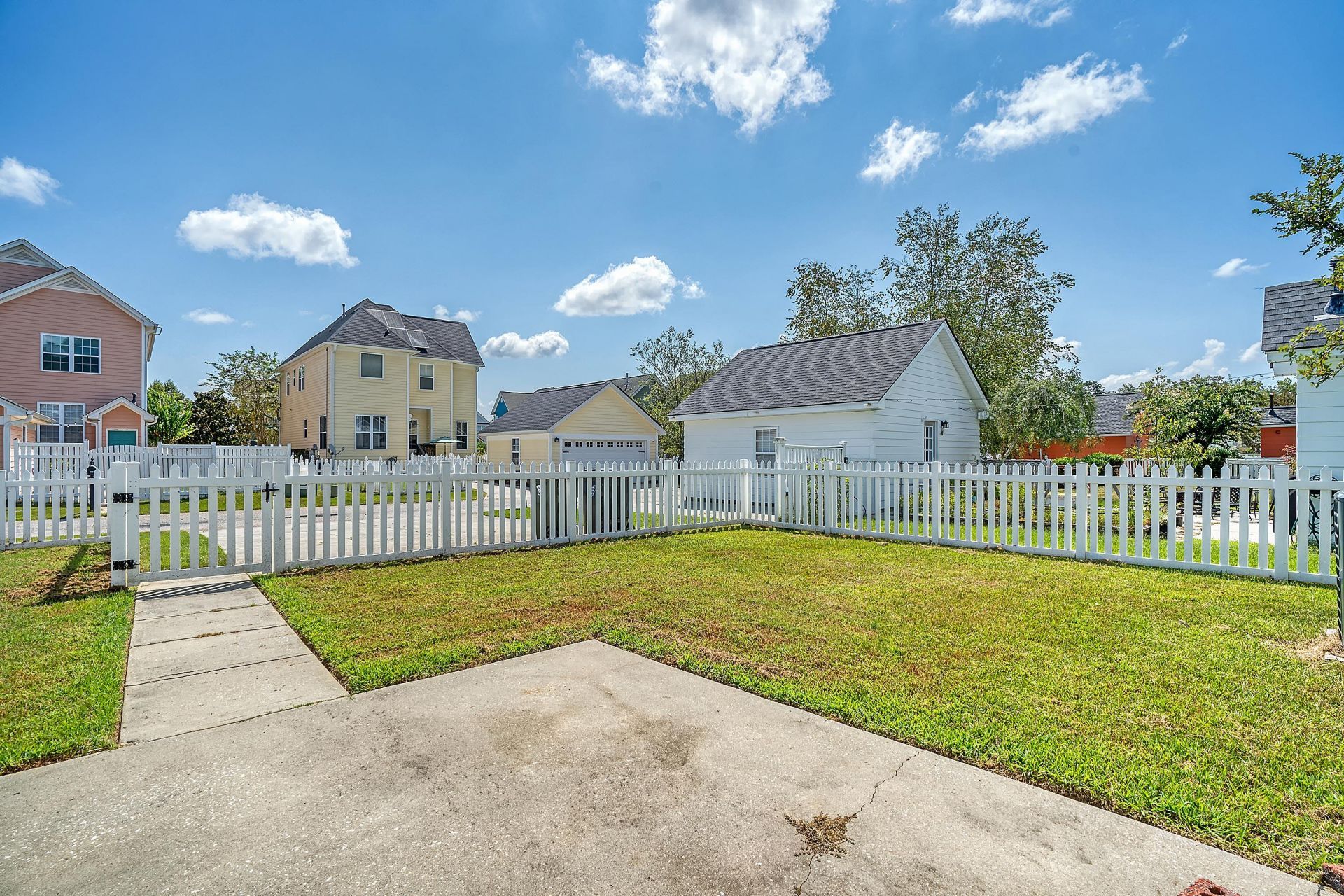 307 Pimpernel Street Photo 38