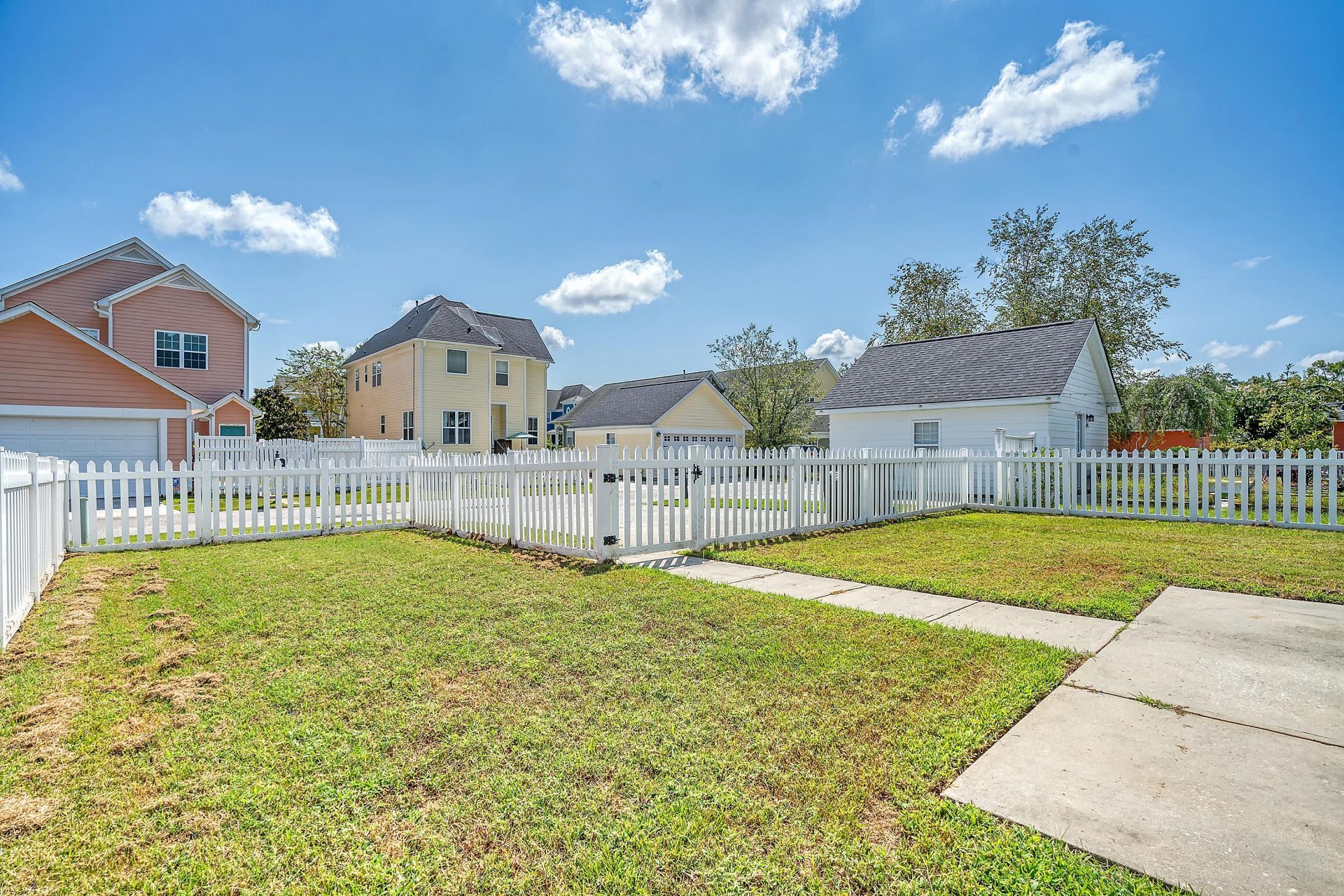 307 Pimpernel Street Photo 40
