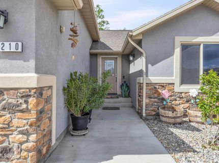 210 Heather Lane, Fernley, NV 89408 Photo
