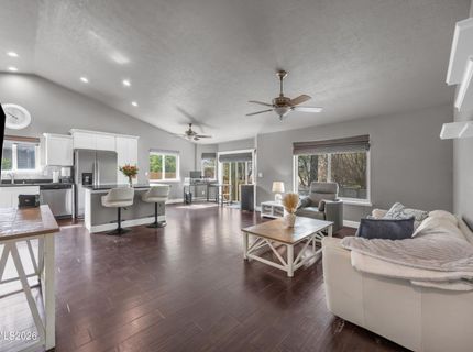 210 Heather Lane, Fernley, NV 89408 Photo