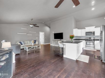 210 Heather Lane, Fernley, NV 89408 Photo