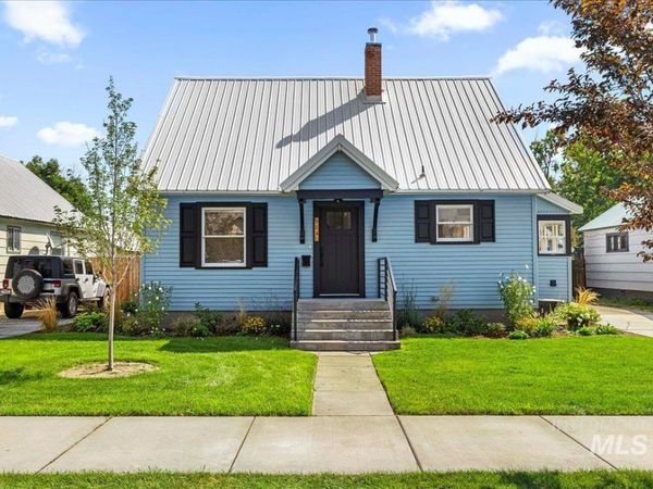 914 W 3rd, Weiser, ID 83672