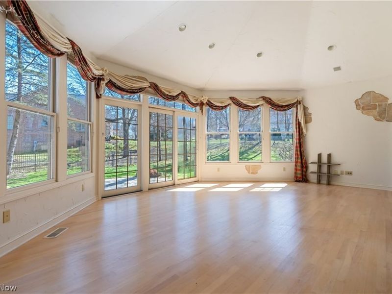 5412 Downingsgate Circle NW, Canton, OH 44718 Photo 19