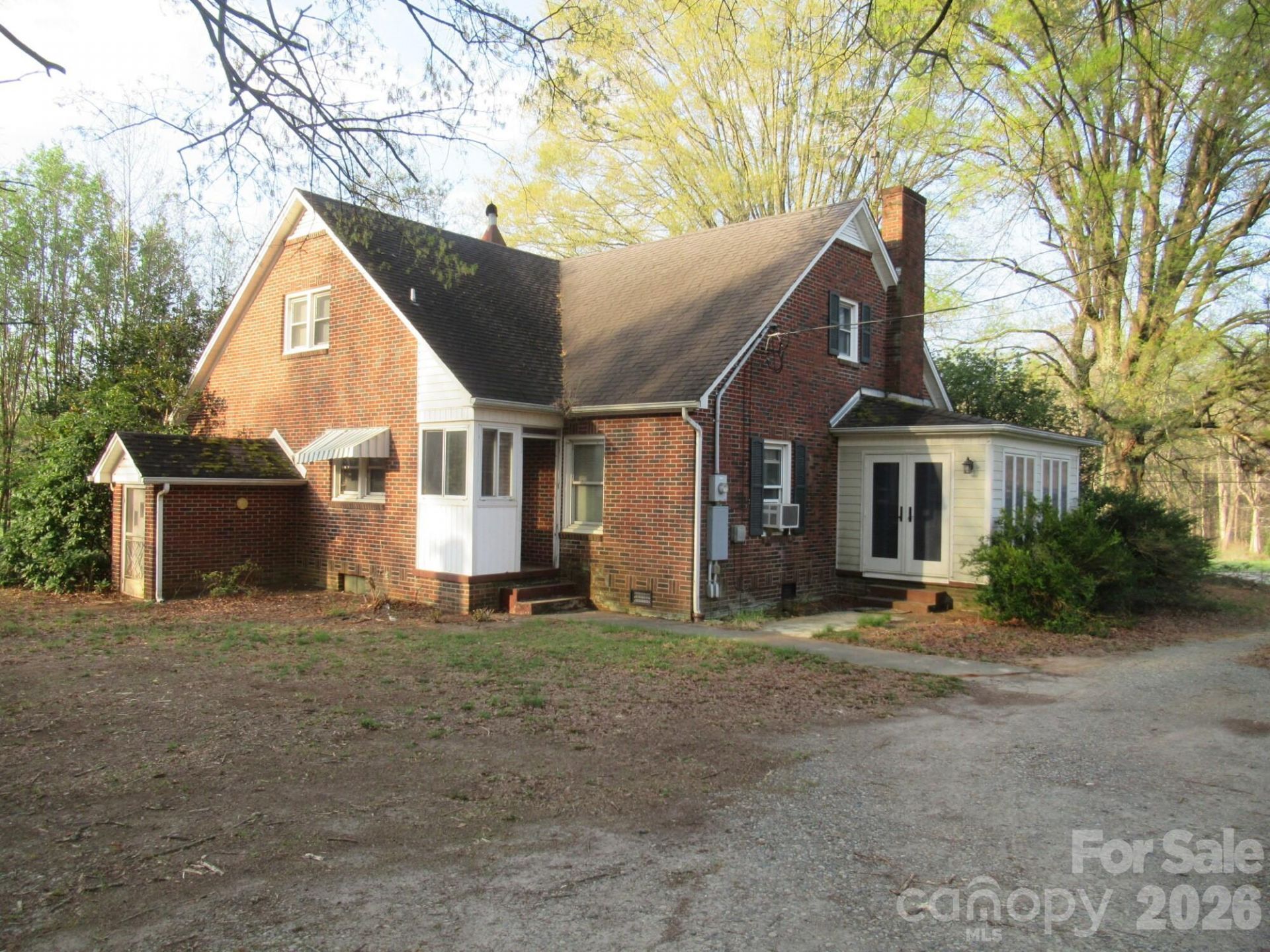 7916 Sherrills Ford Road, Sherrills Ford, NC 28673 Main Photo