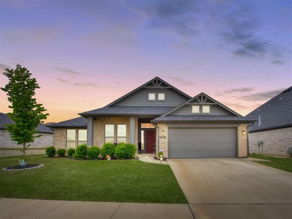 13239 Sawtooth Oak Drive, Choctaw, OK 73020