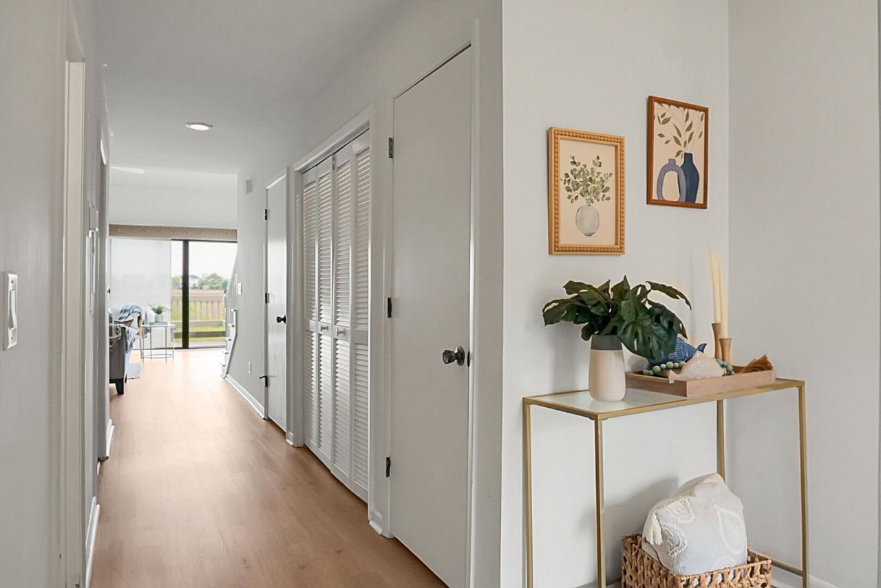 205 River Breeze Drive Photo 13