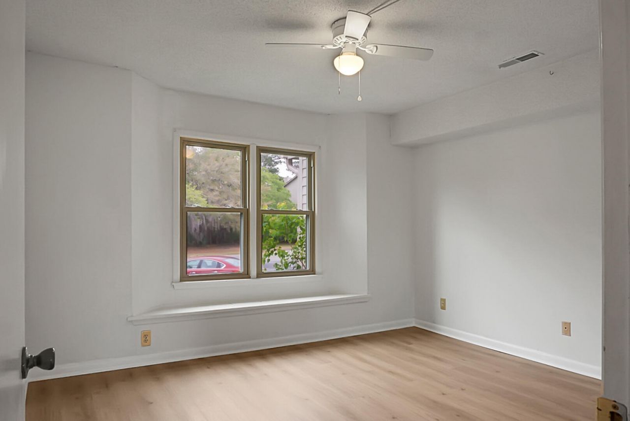 205 River Breeze Drive Photo 29