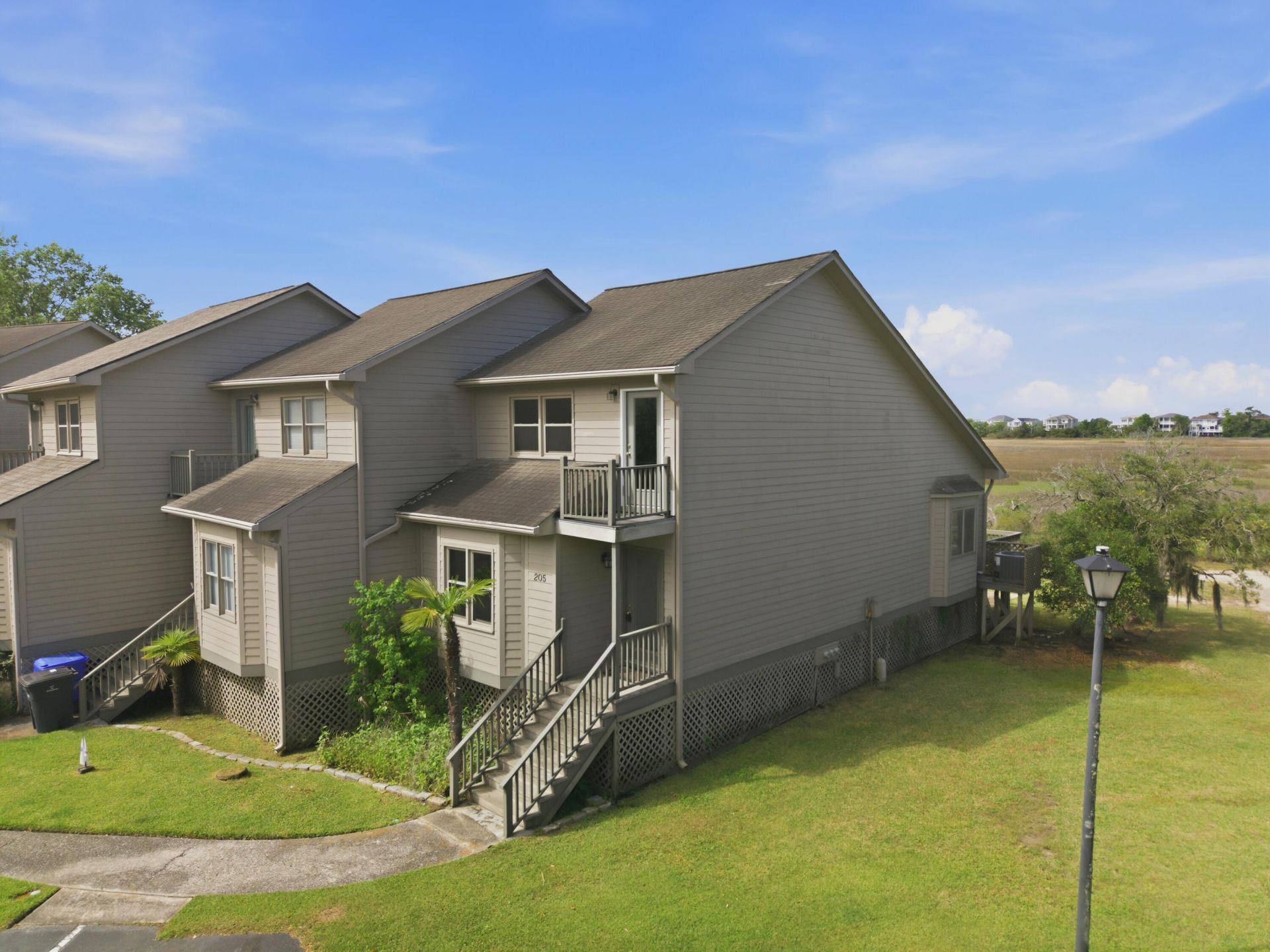 205 River Breeze Drive Photo 5