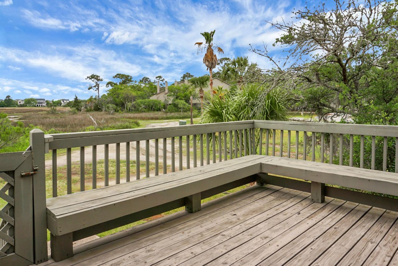 205 River Breeze Drive Photo 7