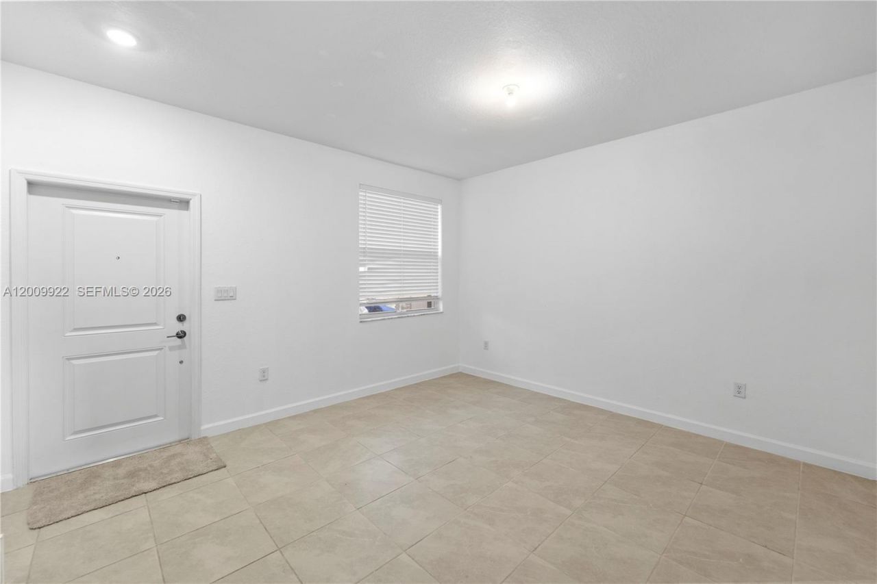 12258 NW 24th Pl, Miami, FL 33167 Photo