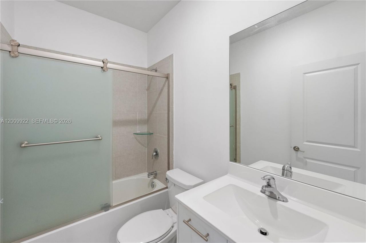12258 NW 24th Pl, Miami, FL 33167 Photo