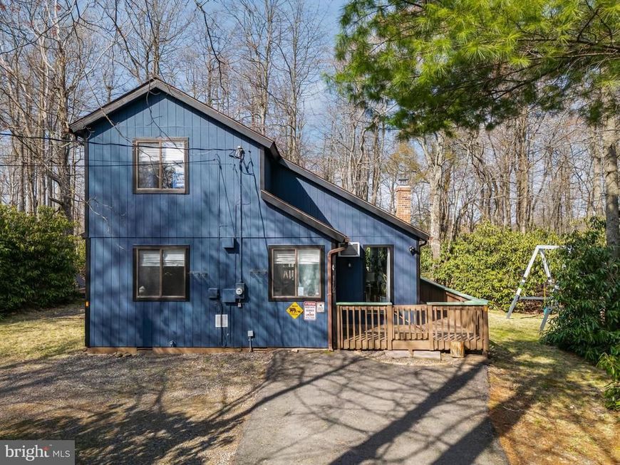 112 Crazy Horse Court, Long Pond, PA 18334 Main Photo