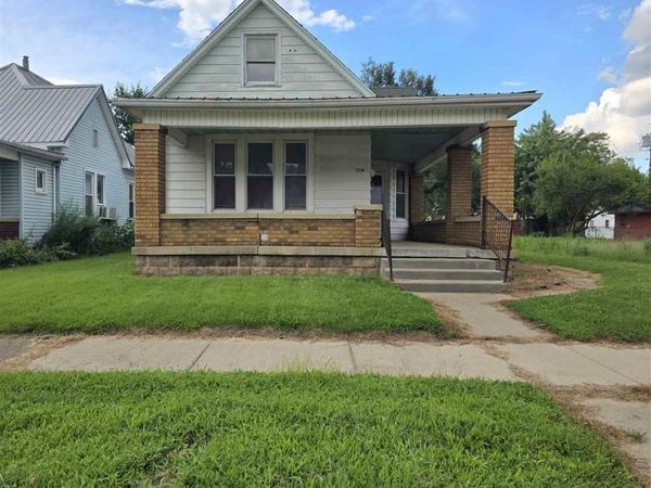 1514 4th Avenue, Terre Haute, IN 47807